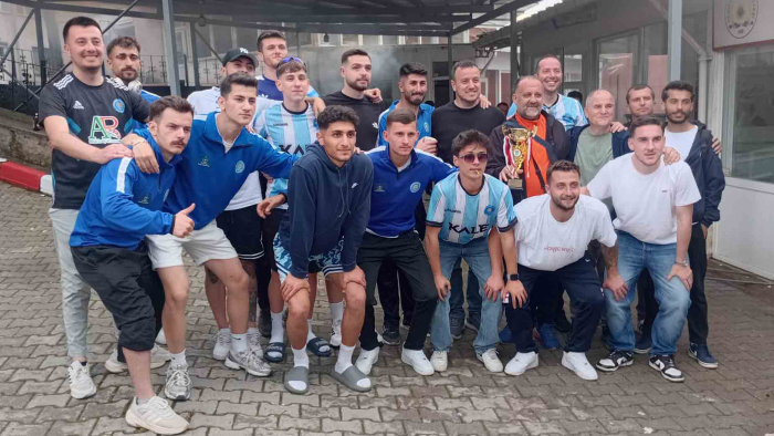 Şampiyon Yenimuhacirspor…