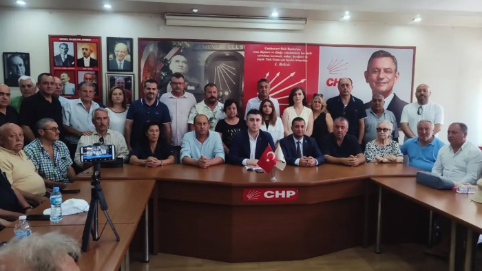 Anıl Çakır ve yönetim kurulu CHP’den istifa etti