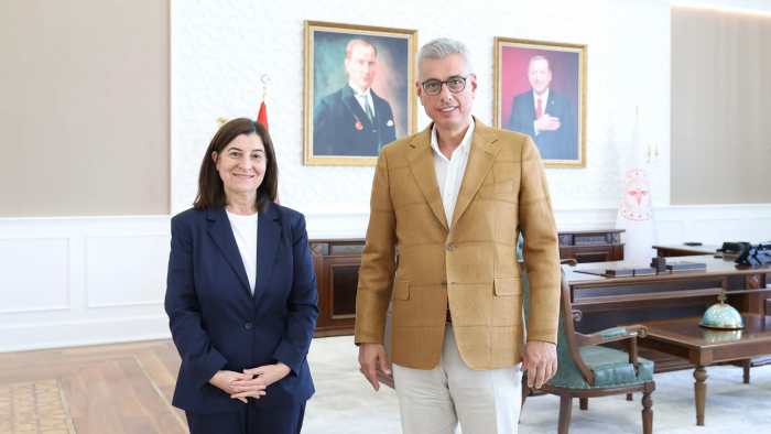 AK Parti’li Aksal, Bakan Memişoğlu’na Edirne’nin sağlık yatırımı taleplerini iletti