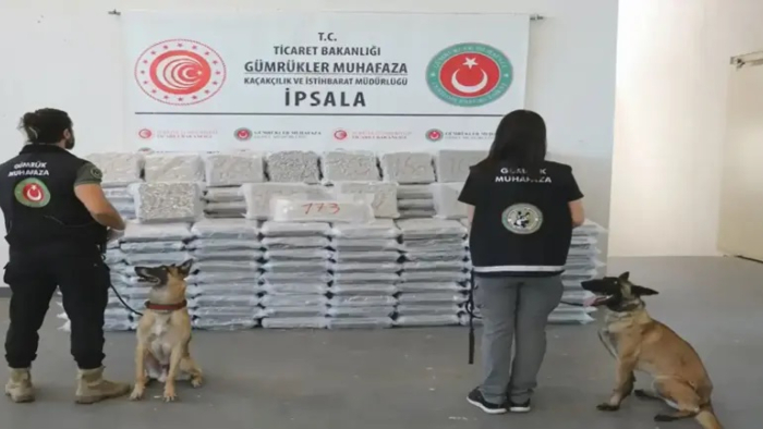 İpsala Gümrük Kapısı'nda 387 kilo uyuşturucu ele geçirildi