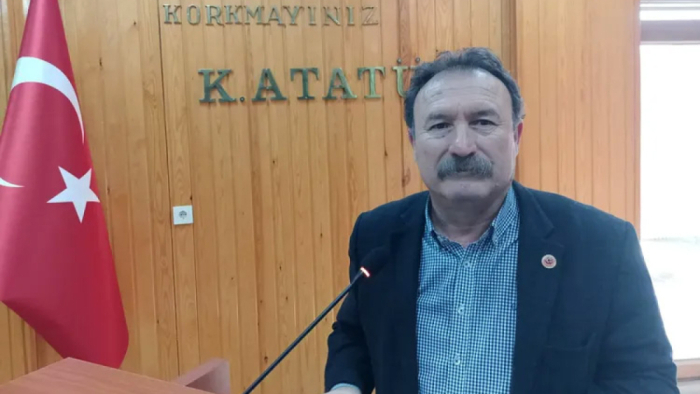 Öztürk: Arıcılıkta destek alamayan yerli üretici cezalandırılıyor mu?
