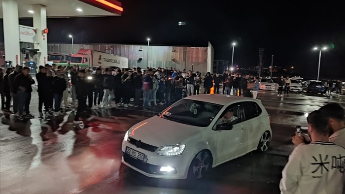 Modifiye araç tutkunları Keşan’da buluştu