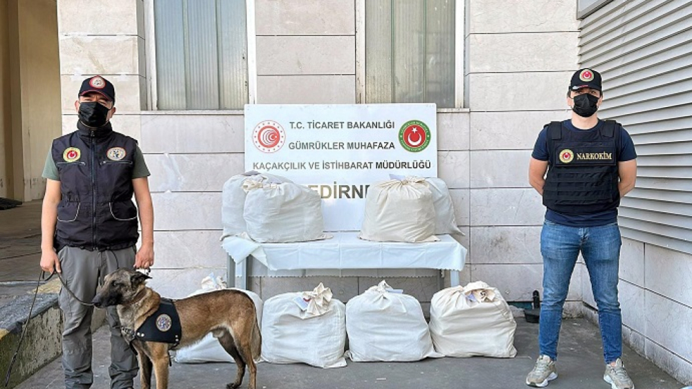 Kapıkule’de otobüsteki 87 kilo esrara 3 tutuklama