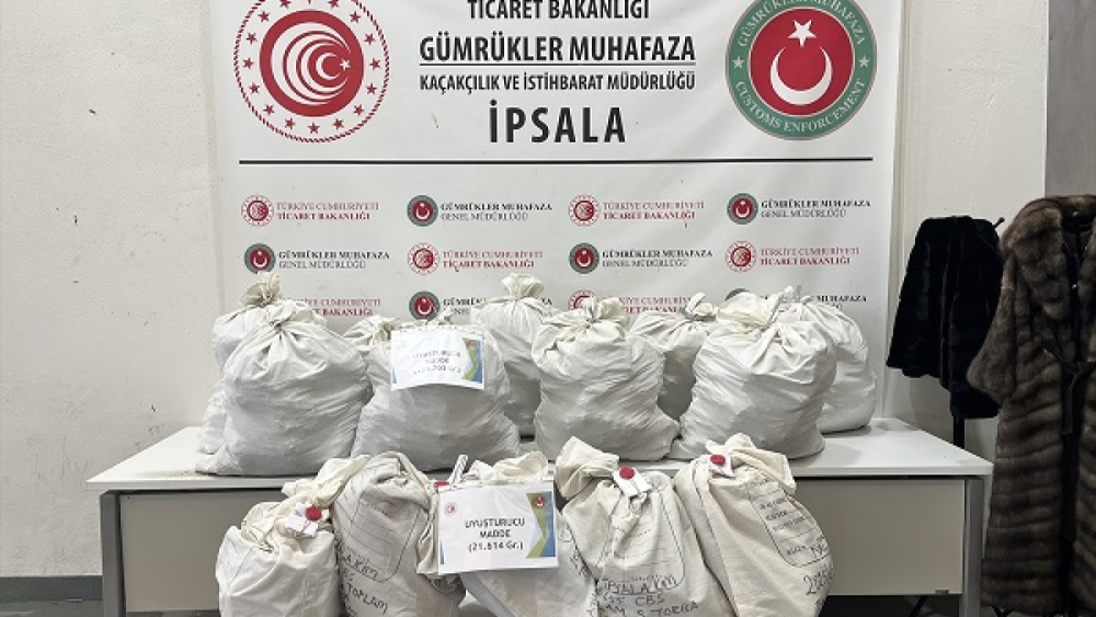 İpsala’da uyuşturucu ve kaçak eşya operasyonlarında 3 tutuklama