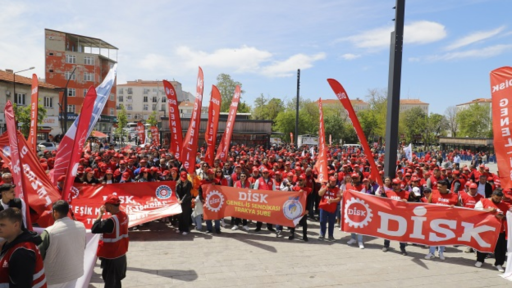 DİSK’ten 1 Mayıs mitingine katılanlara teşekkür