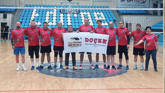 DOÇEK Voleybol Takımı turnuvaya galibiyetle başladı
