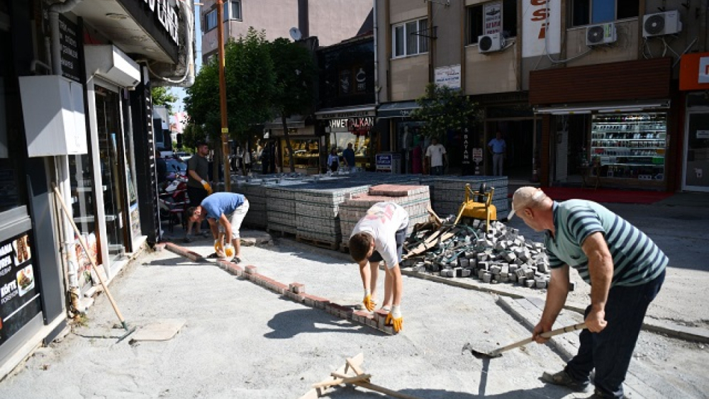 Keşan’da şehir içi yol ve kaldırım yenilemelerinde 2. etap başladı