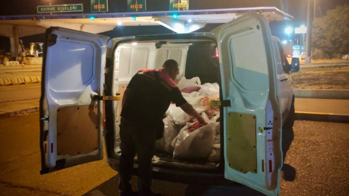 Edirne’de 650 kilo kum midyesiyle yakalanan 3 kişiye 2 milyon lira ceza