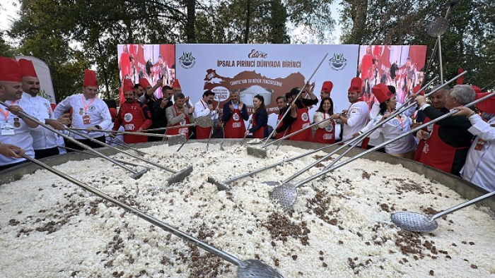 İpsala pirincinden 6 ton pilav pişirildi
