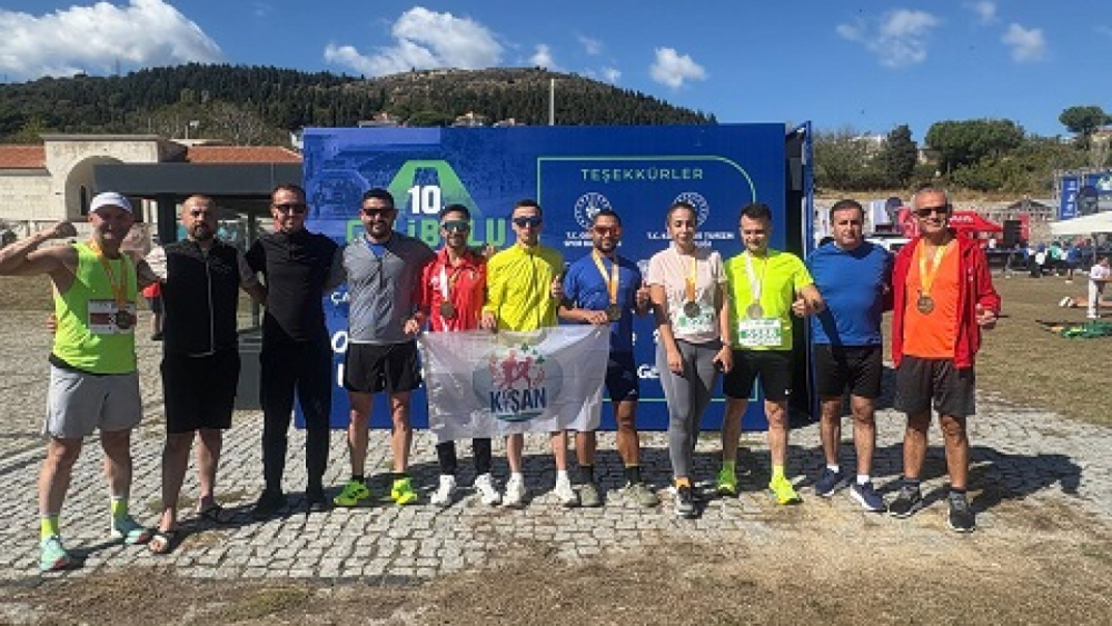 Koşan Keşan Ekibi, Gelibolu Maratonu'ndan derecelerle döndü