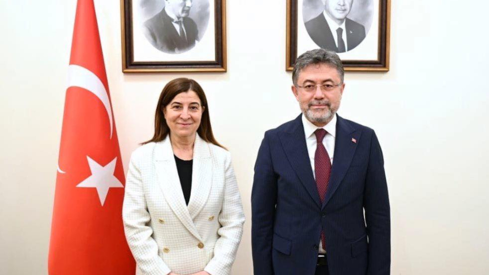 AK Parti’li Aksal, Tarım ve Orman Bakanı Yumaklı ile bir araya geldi