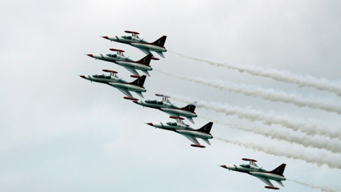 Türk Yıldızları, Edirne’de gösteri uçuşu yaptı