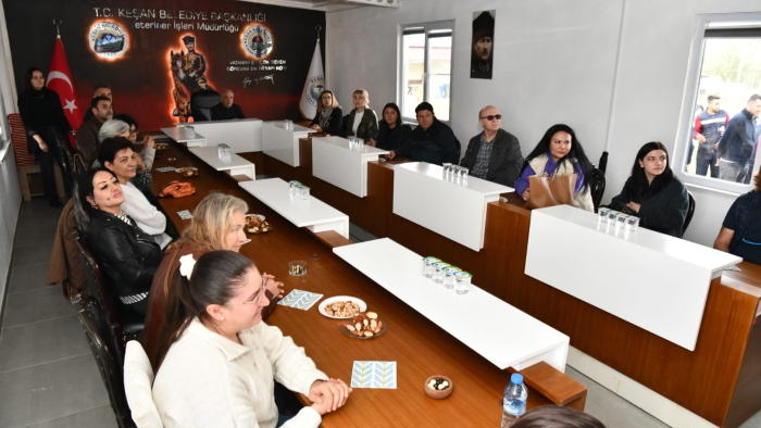 Hayvanseverlere plaket