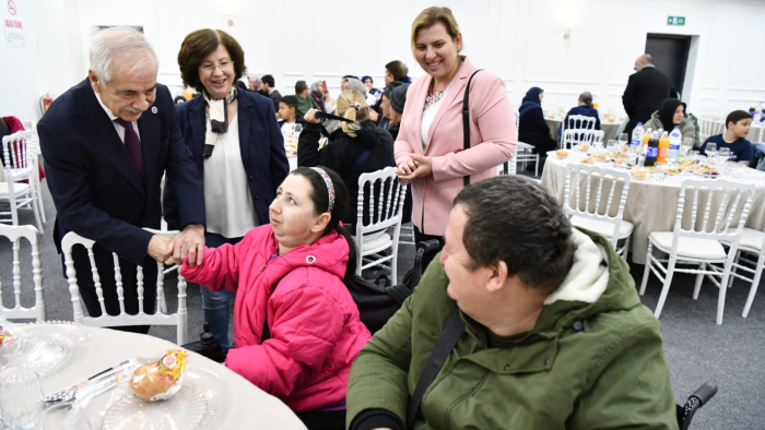 Gönüller, Keşan Belediyesi’nin engelsiz iftar sofrasında buluştu