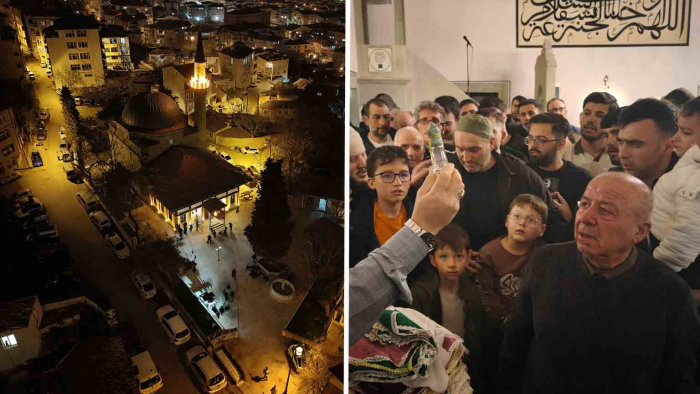 Kadir Gecesi'nde tarihi camide Sakal-ı Şerif’i ziyaret ettiler