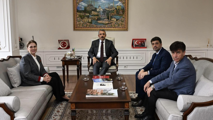 AK Parti heyetinden, Vali Sezer’e ziyaret