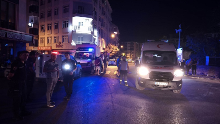Orduevinin yatakhanesinde yangın; 16 asker dumandan etkilendi